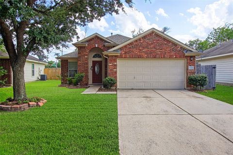 Homes For Sale - 11219 Northam Drive<br/> Tomball, TX 77375