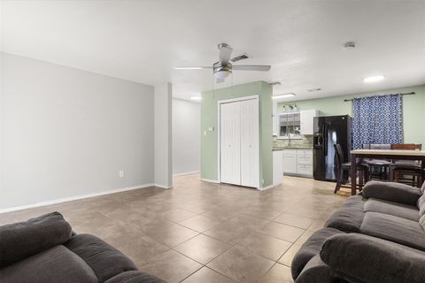 Photo of 8632 Brock Park Boulevard, Houston, TX 77078 (MLS # 55366003)