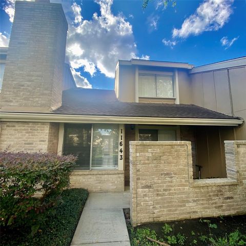 Photo of 11643 Southlake Drive #285, Houston, TX 77077 (MLS # 83846255) Photo of 11643 Southlake Drive #285, Houston, TX 77077 (MLS # 83846255)