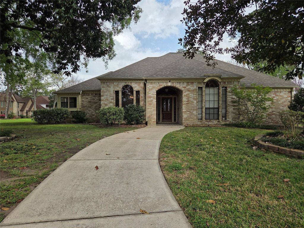 Photo of 7503 17th Green Drive, Humble, TX 77346 (MLS # 89420004)