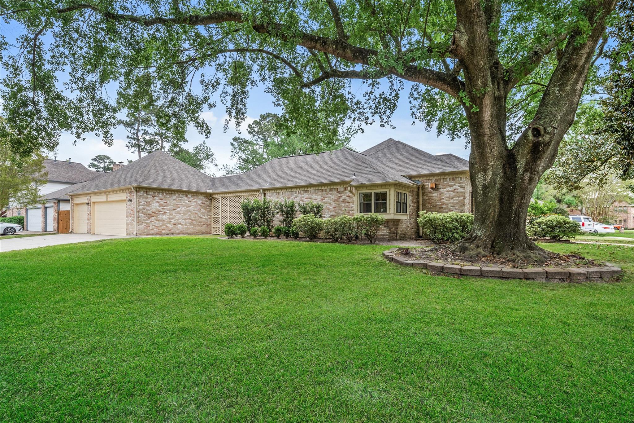 7503 17th Green Drive