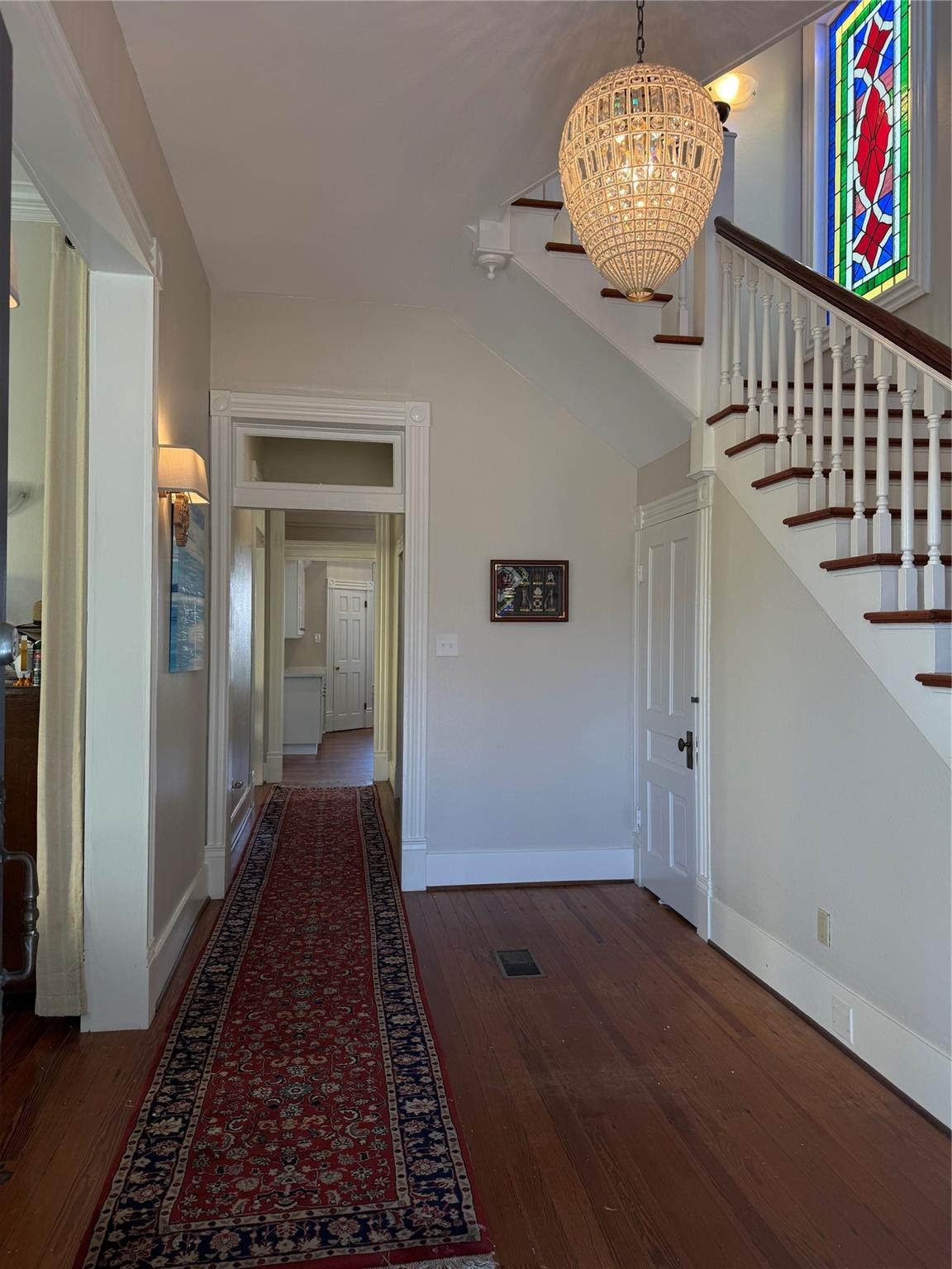 2207 Bernardo De Galvez Avenue