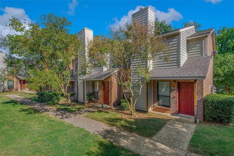 Photo of 1904 Dartmouth Street #U-3, College Station, TX 77840 (MLS # 43417493)