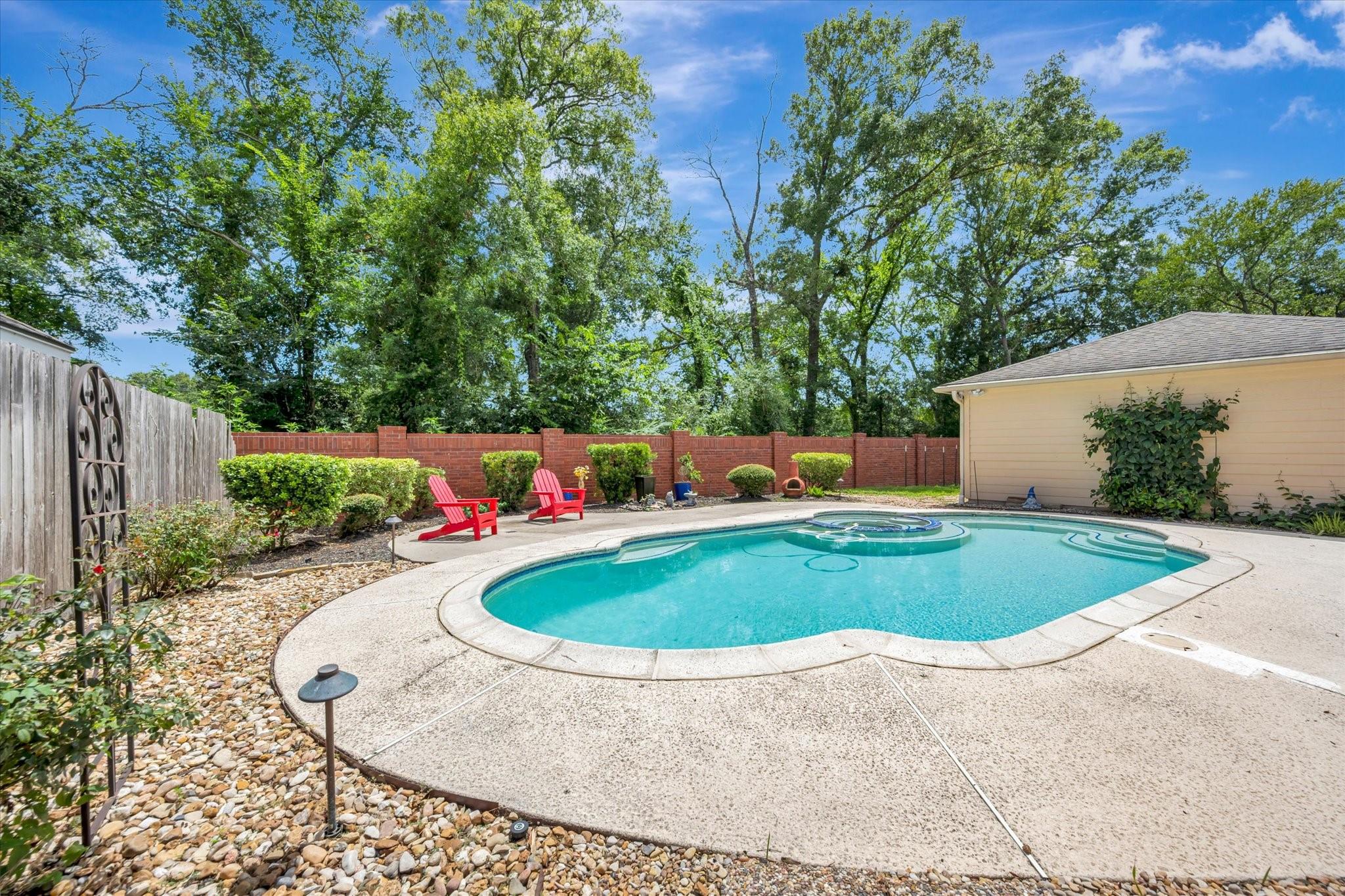 4306 Island Hills Drive
