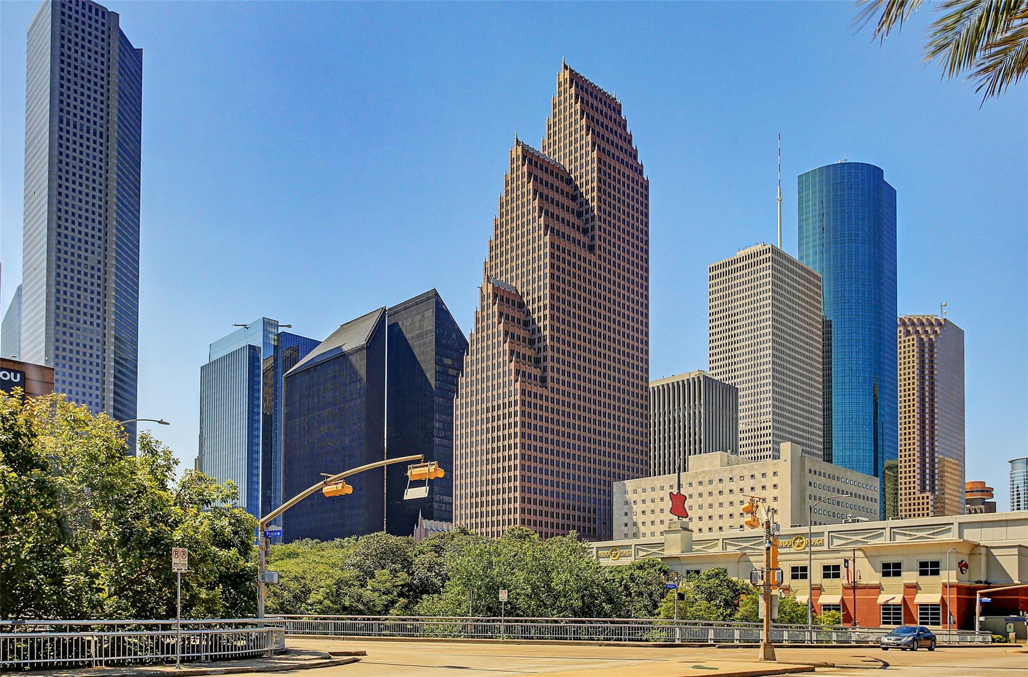 5510 & 5514 Crane Street