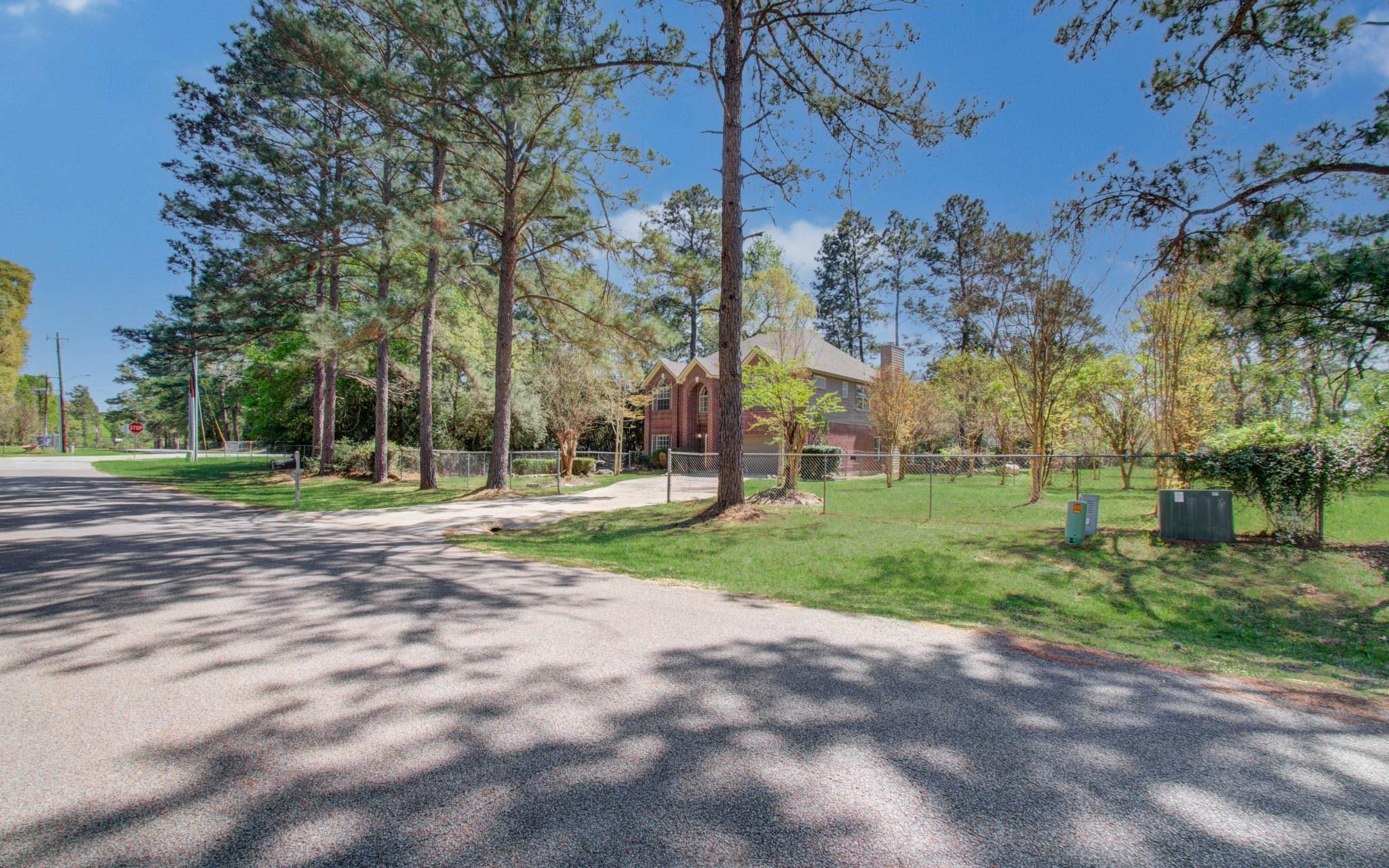 37703 Galleria Oaks Lane