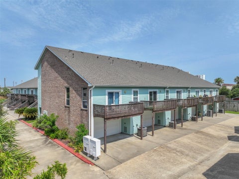 Photo of 3100 75th Street #10, Galveston, TX 77551 (MLS # 27696003)