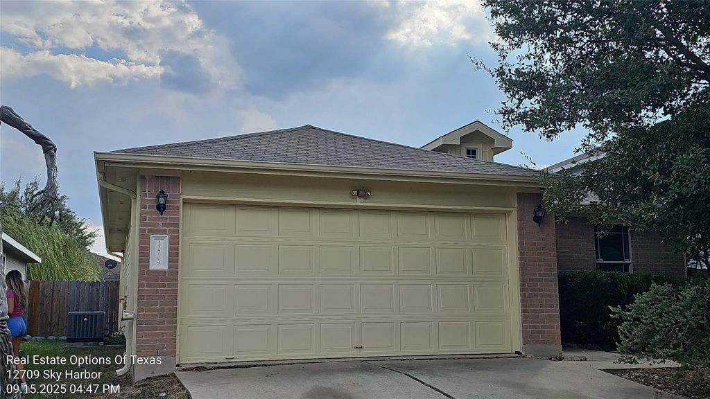 Photo of 12709 Sky Harbor Drive, Del Valle, TX 78617 (MLS # 33307222)