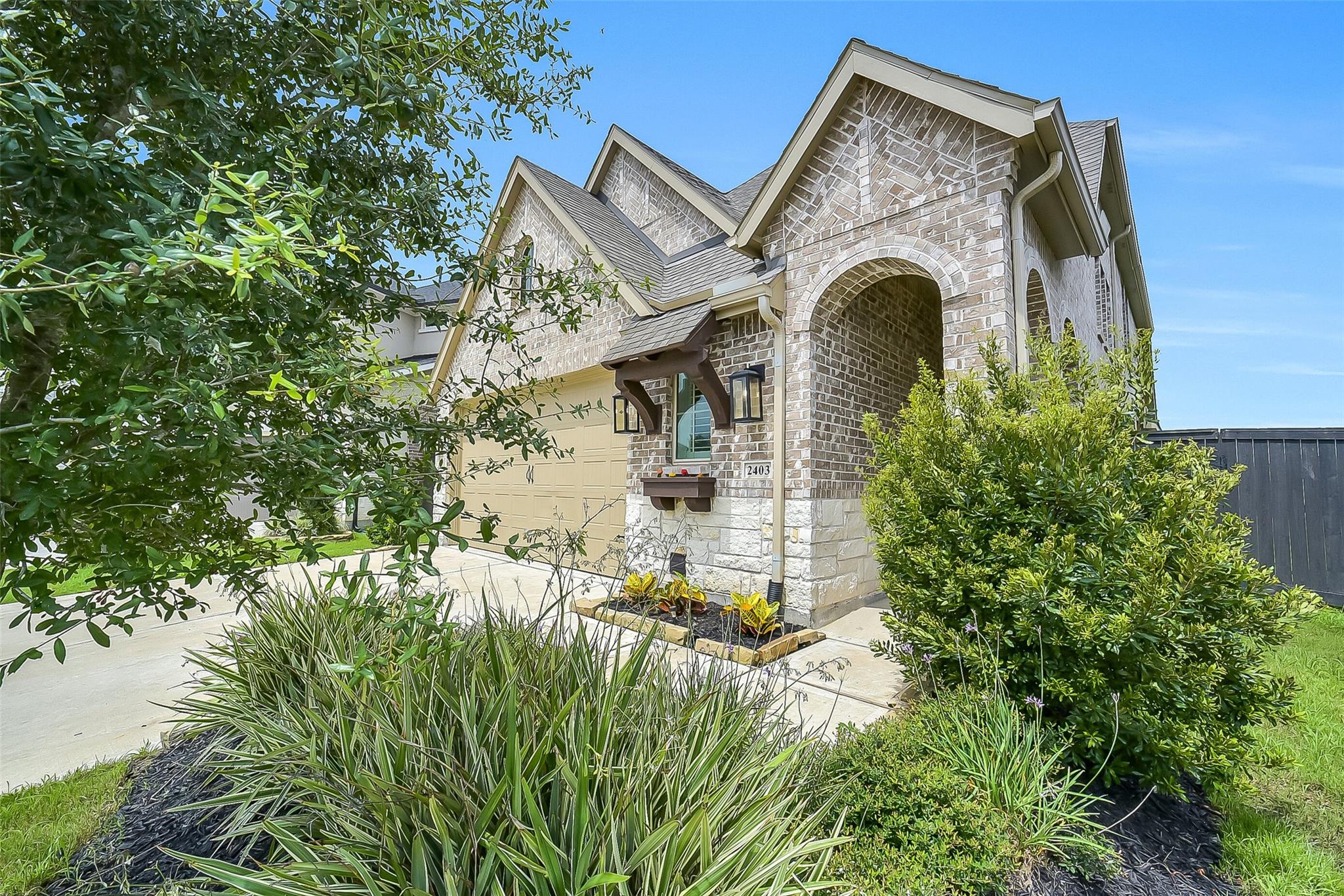 2403 Shallot Lane