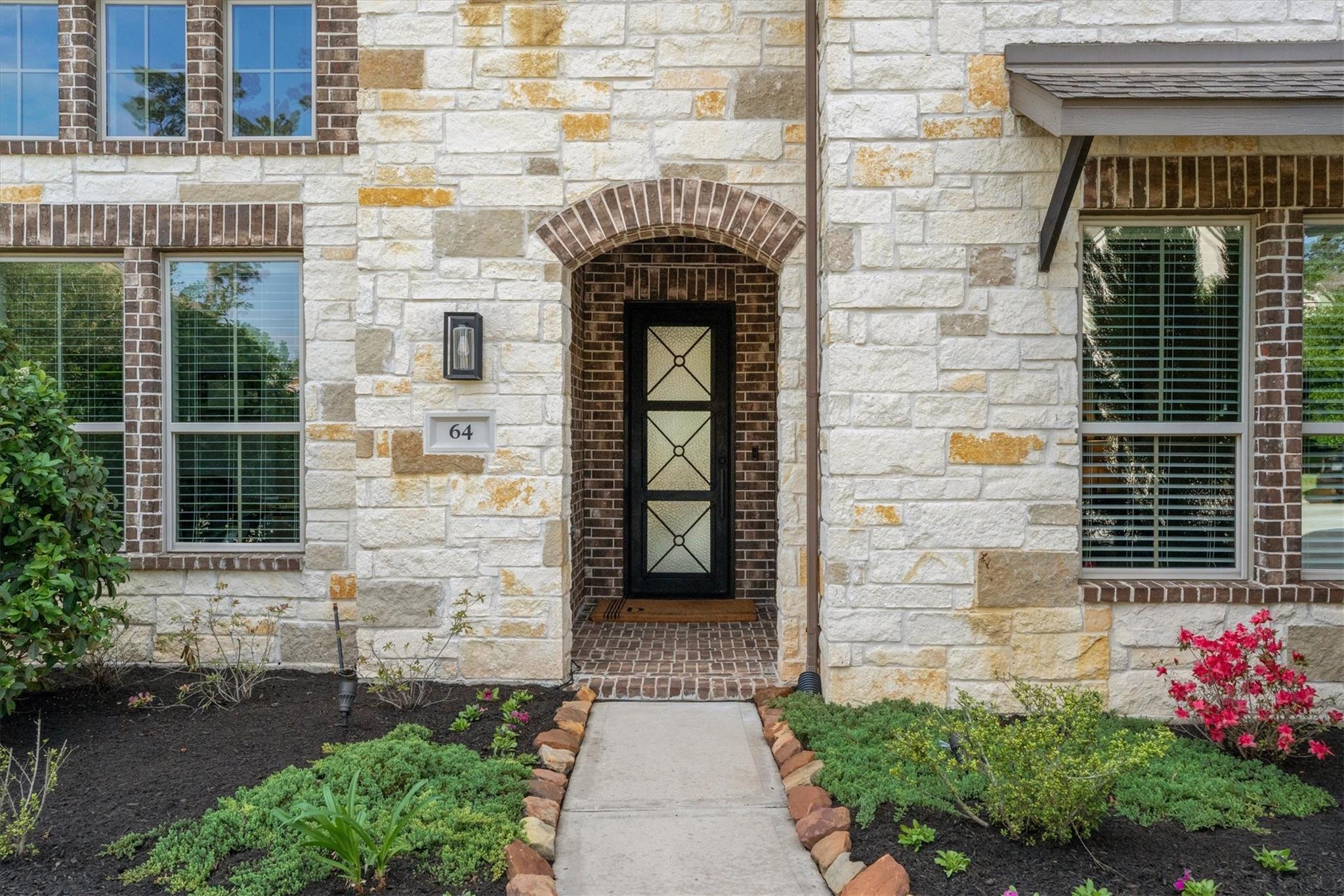 64 Winter Sunrise Circle