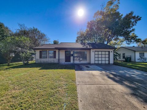 Photo of 6351 Granite Street, Houston, TX 77092 (MLS # 92168900)