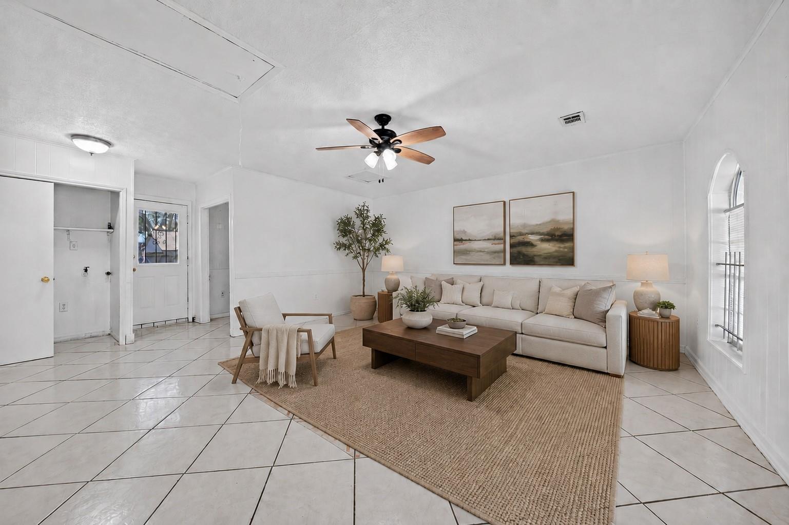 522 Hollyvale Dr