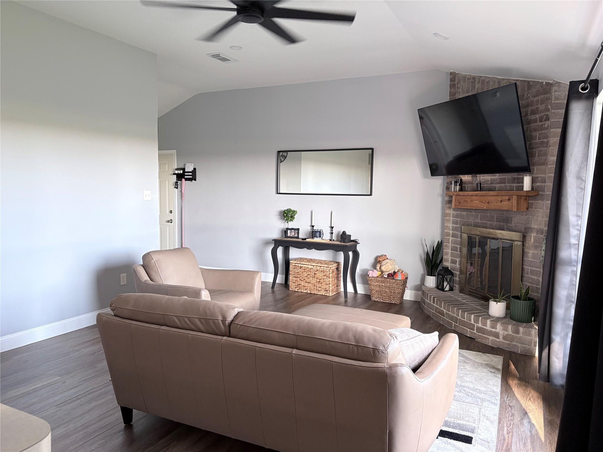 8518 Fairbrook Lane