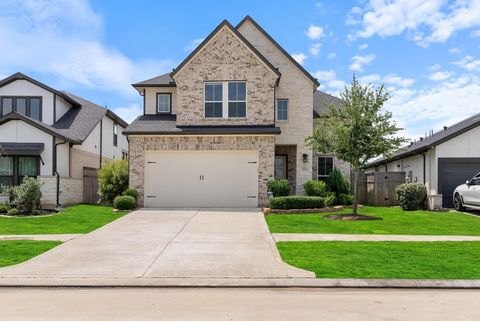 Photo of 29023 Laurel Grove Lane, Fulshear, TX 77441 (MLS # 92302262)