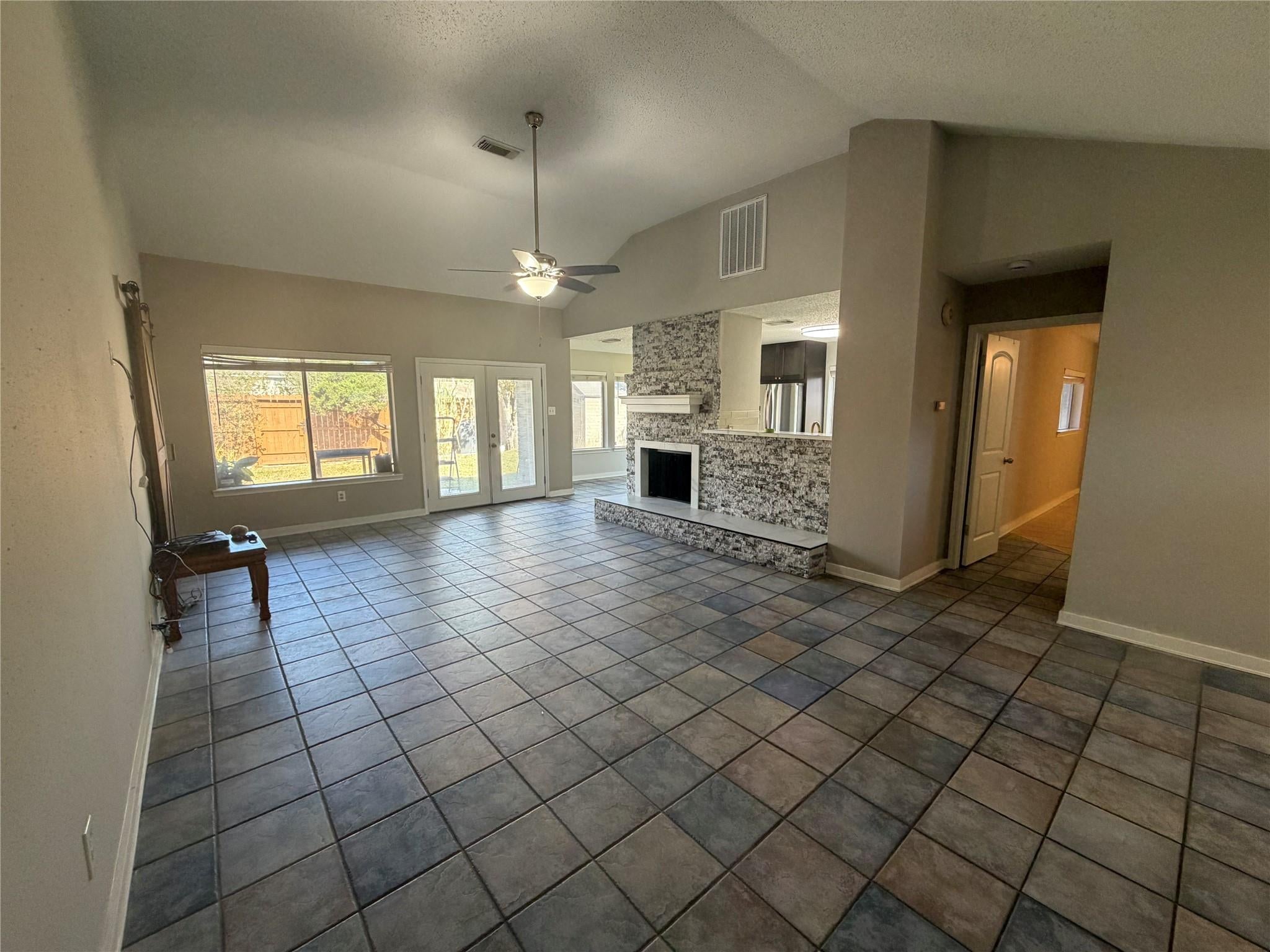 455 Oakdale Drive