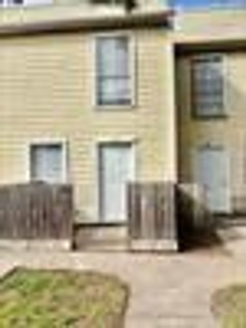 Photo of 6200 W Tidwell Road #1804, Houston, TX 77092 (MLS # 78774624) Photo of 6200 W Tidwell Road #1804, Houston, TX 77092 (MLS # 78774624)
