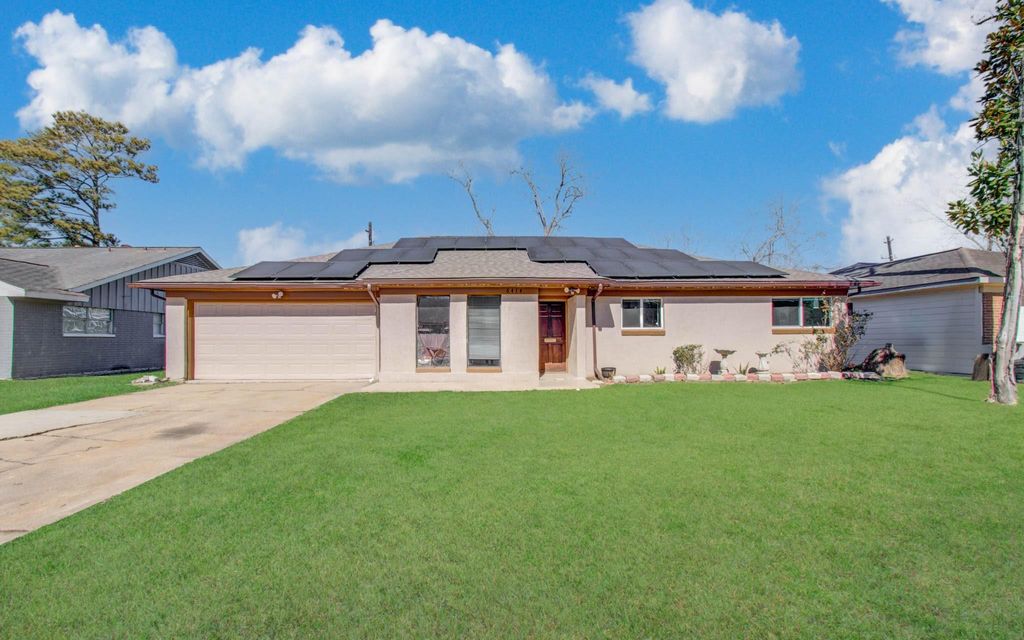 Photo of 6414 Indigo Street, Houston, TX 77074 (MLS # 27076837)