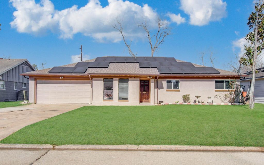 Photo of 6414 Indigo Street, Houston, TX 77074 (MLS # 27076837)