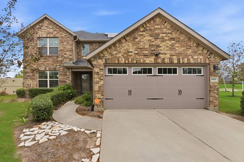 Photo of 1502 City Lake Place, Houston, TX 77047 (MLS # 20568845)