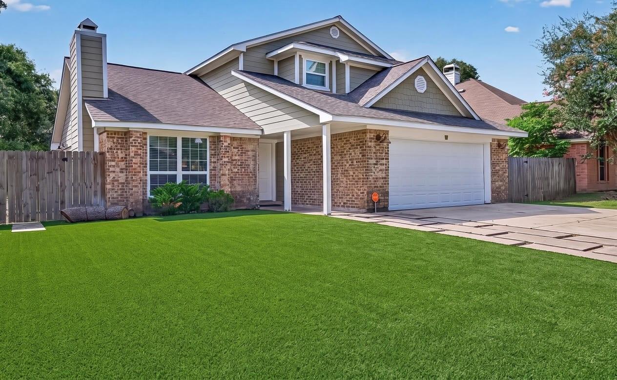 902 Mountain Meadows Drive