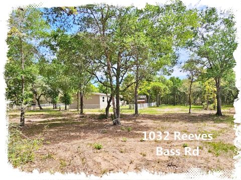 Photo of 1032 Reeves Road, Garwood, TX 77442 (MLS # 41961475)