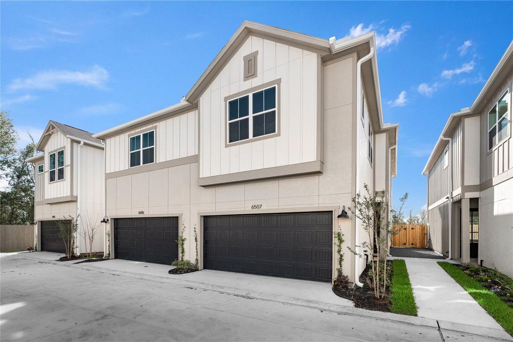 Photo of 6447 Rena Street, Houston, TX 77092 (MLS # 15690401)