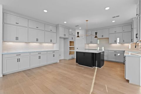 Photo of 31159 Marlow Manor Court, Fulshear, TX 77441 (MLS # 31136198)