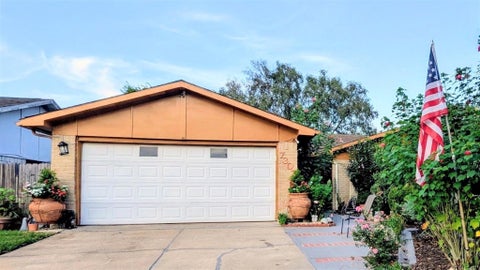 Photo of 7307 La Granada Drive, Houston, TX 77083 (MLS # 23103485)