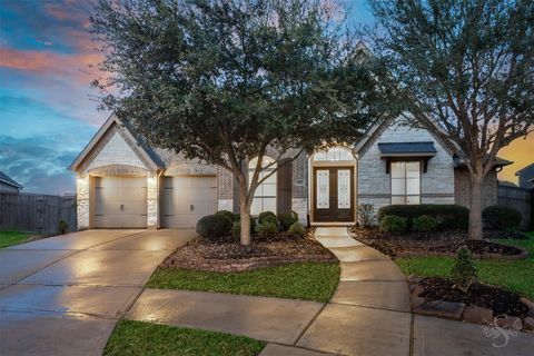 Homes For Sale - 4903 Medina Bend Lane<br/> Fulshear, TX 77441