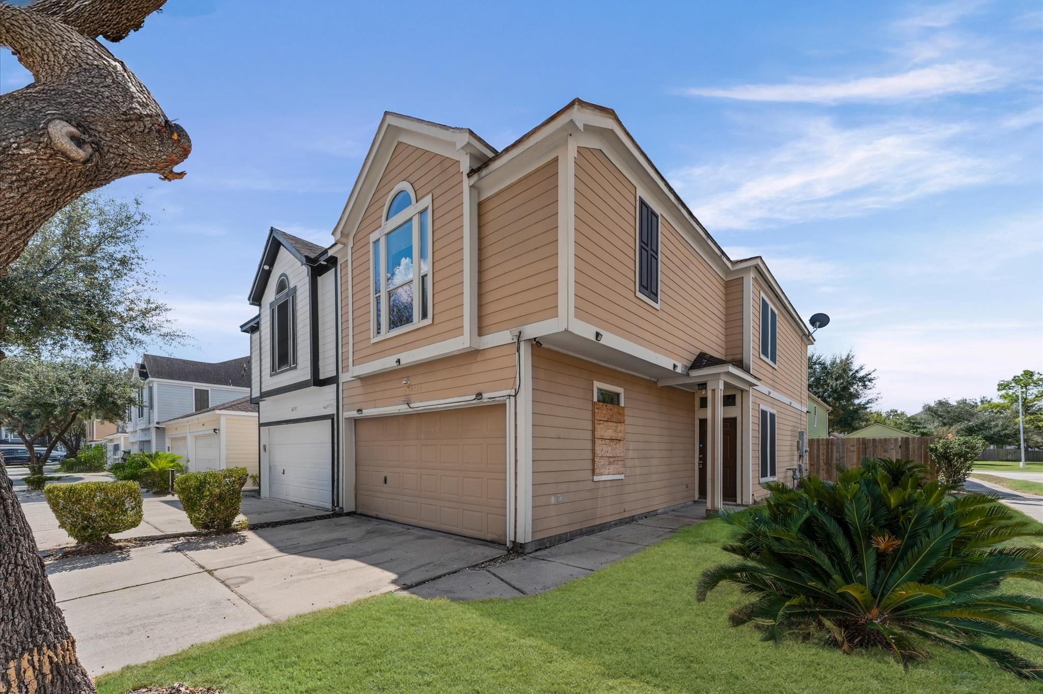 16555 Pentonshire Lane