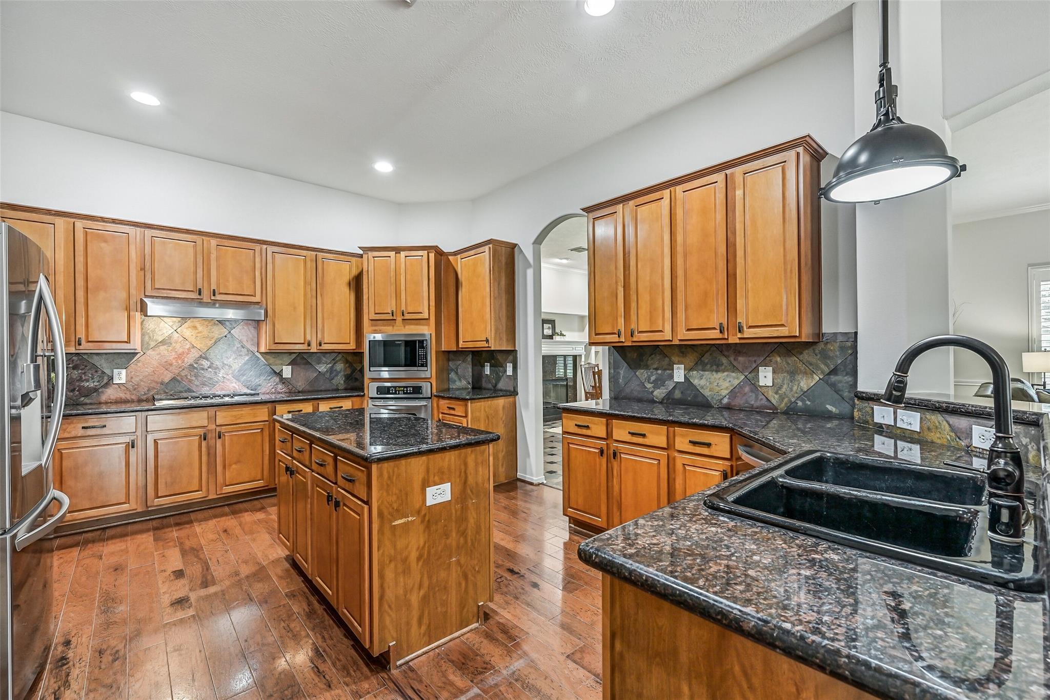 212 Falcon Lake Circle