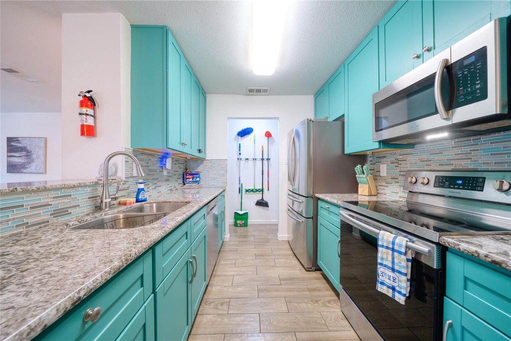 Photo of 10912 Gulf Freeway #28, Houston, TX 77034 (MLS # 15048452)