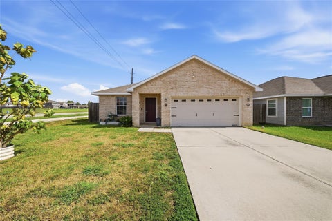 Photo of 23340 Sandpiper Trail, Spring, TX 77373 (MLS # 12252334)