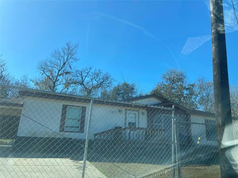Photo of 10312 Fm 457, Bay City, TX 77414 (MLS # 67431844) Photo of 10312 Fm 457, Bay City, TX 77414 (MLS # 67431844)