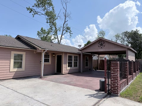 Photo of 909 Rittenhouse Street, Houston, TX 77076 (MLS # 69315626)