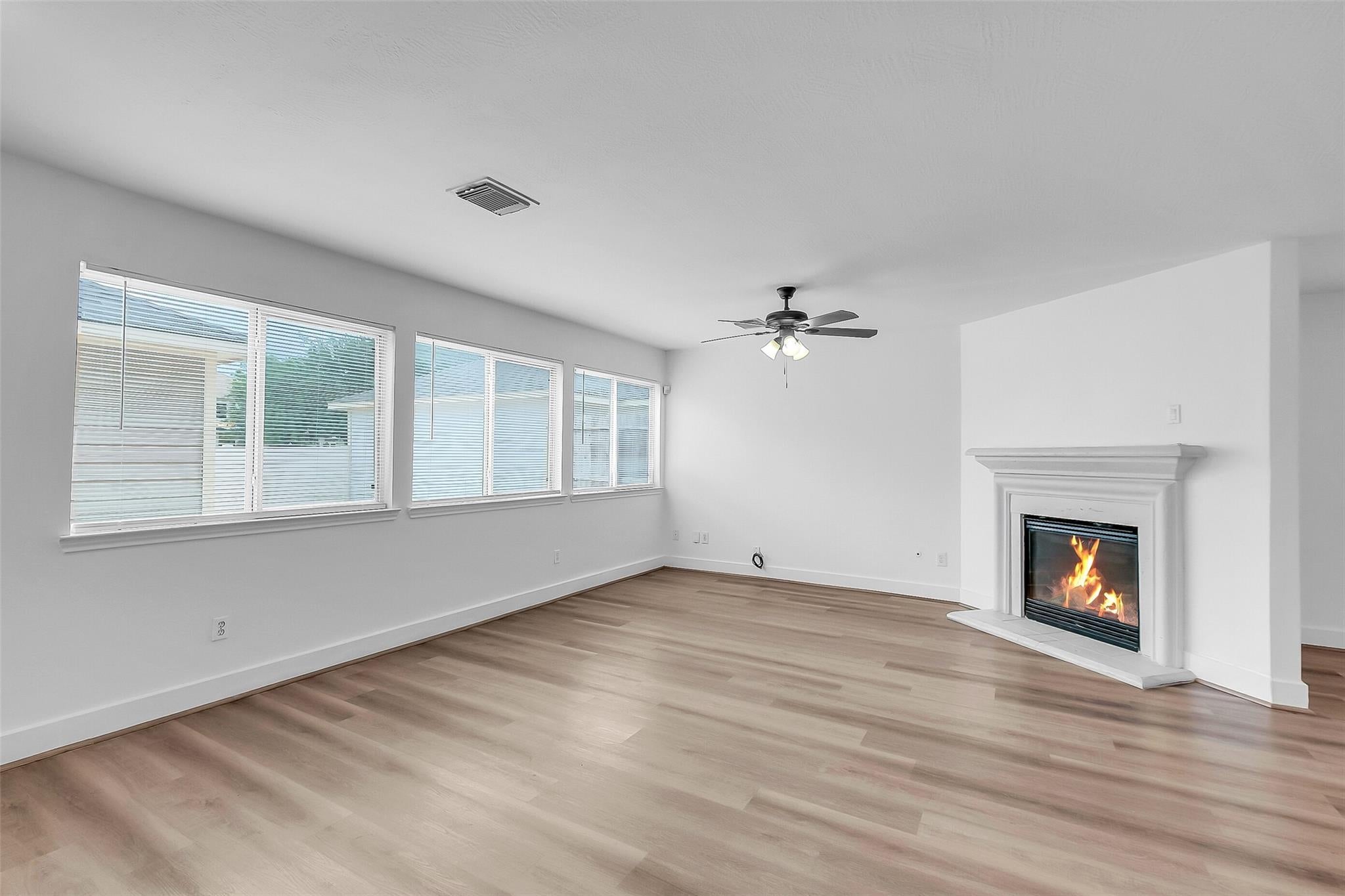 6243 Settlers Lake Circle W