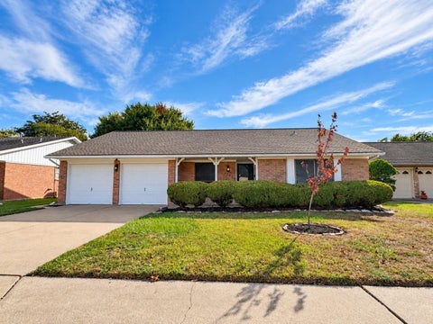 Photo of 4507 Arapajo Street, Pasadena, TX 77504 (MLS # 38789221)
