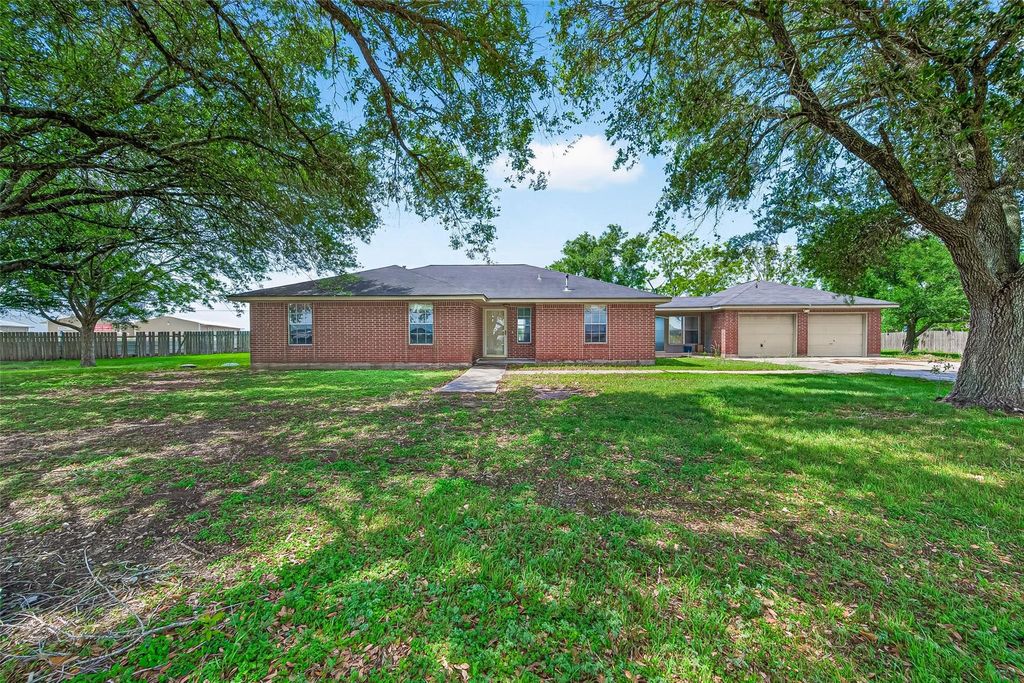 Photo of 5120 Williams School Road, Needville, TX 77461 (MLS # 97655401)