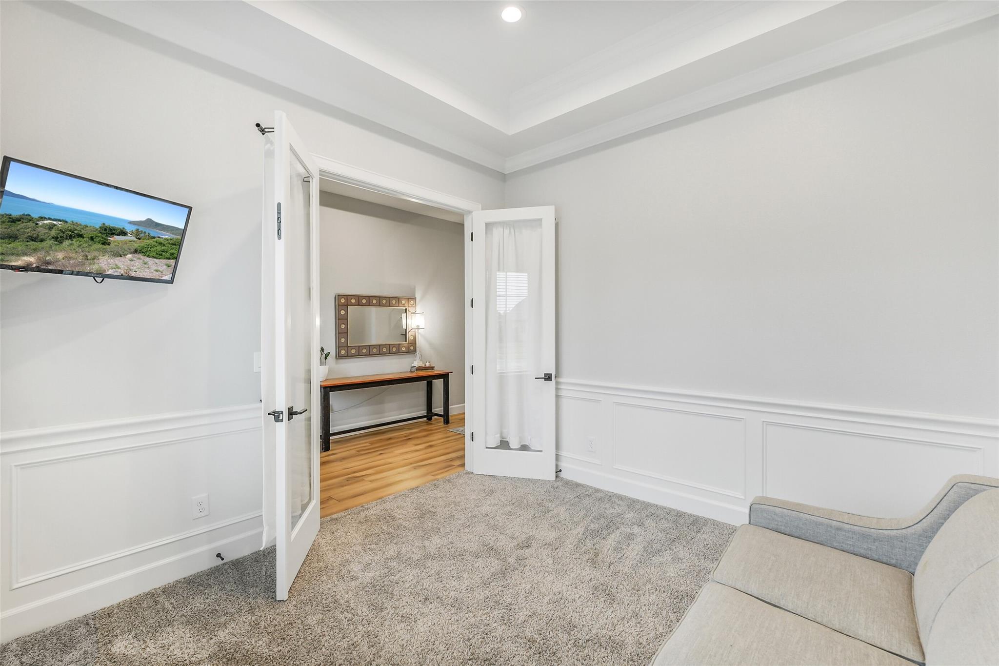 10015 Goliad Drive