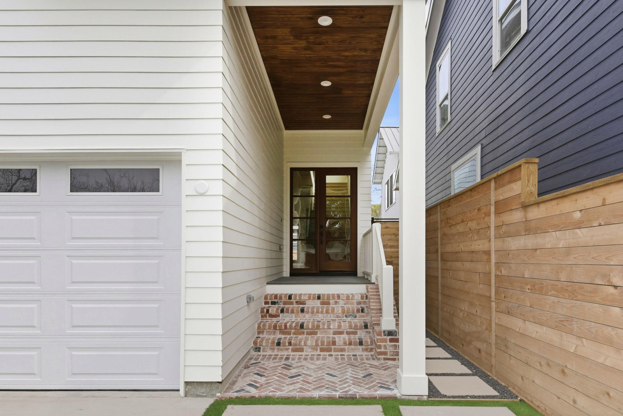 Houston, Texas, 77008, United States, 4 Bedrooms Bedrooms, ,4 BathroomsBathrooms,Residential,Active,2045006