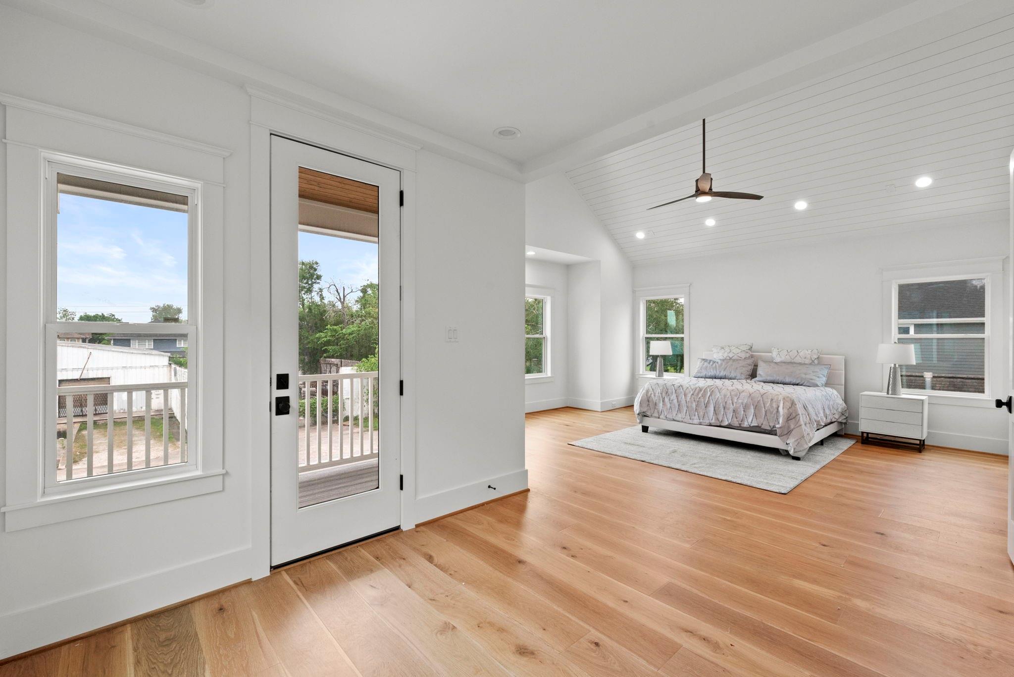 Houston, Texas, 77008, United States, 4 Bedrooms Bedrooms, ,4 BathroomsBathrooms,Residential,Active,2045006
