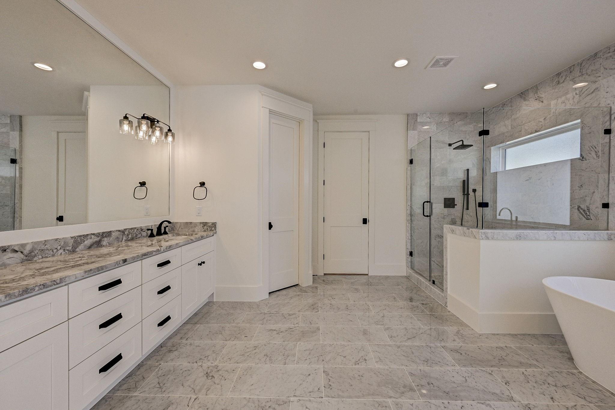 Houston, Texas, 77008, United States, 4 Bedrooms Bedrooms, ,4 BathroomsBathrooms,Residential,Active,2045006