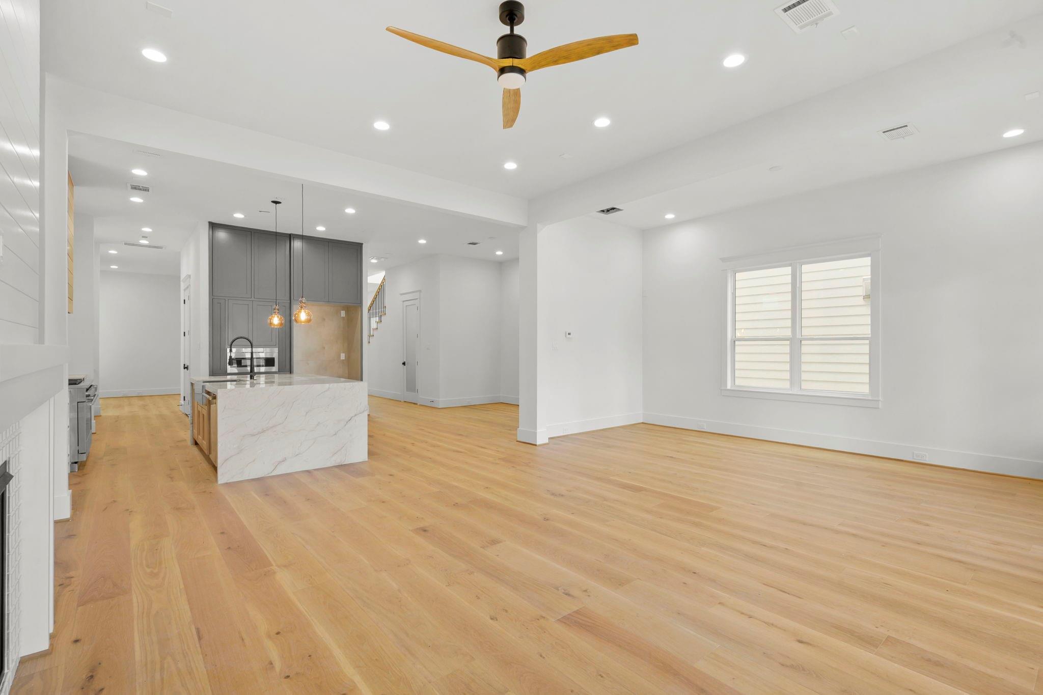 Houston, Texas, 77008, United States, 4 Bedrooms Bedrooms, ,4 BathroomsBathrooms,Residential,Active,2045006