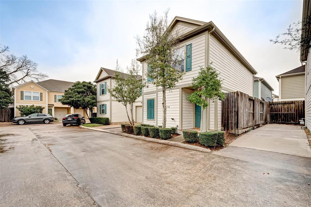 1718 Redwing Cove Drive