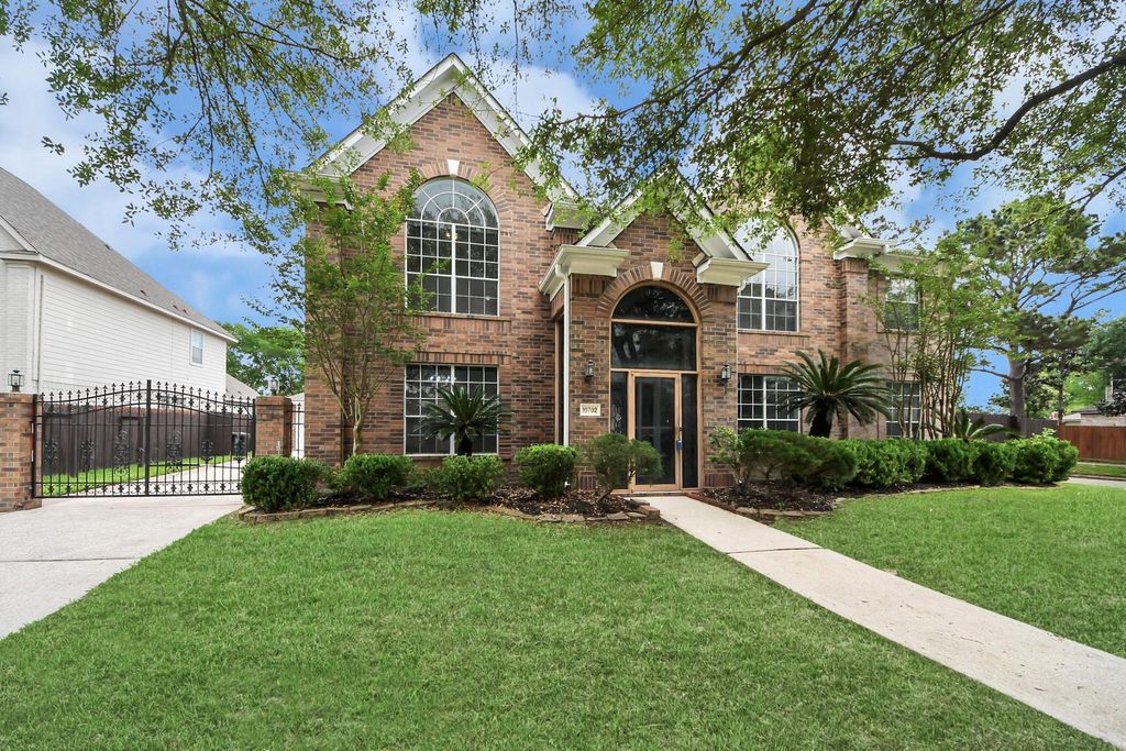 Photo of 19702 Wood Walk Lane, Humble, TX 77346 (MLS # 17356208)