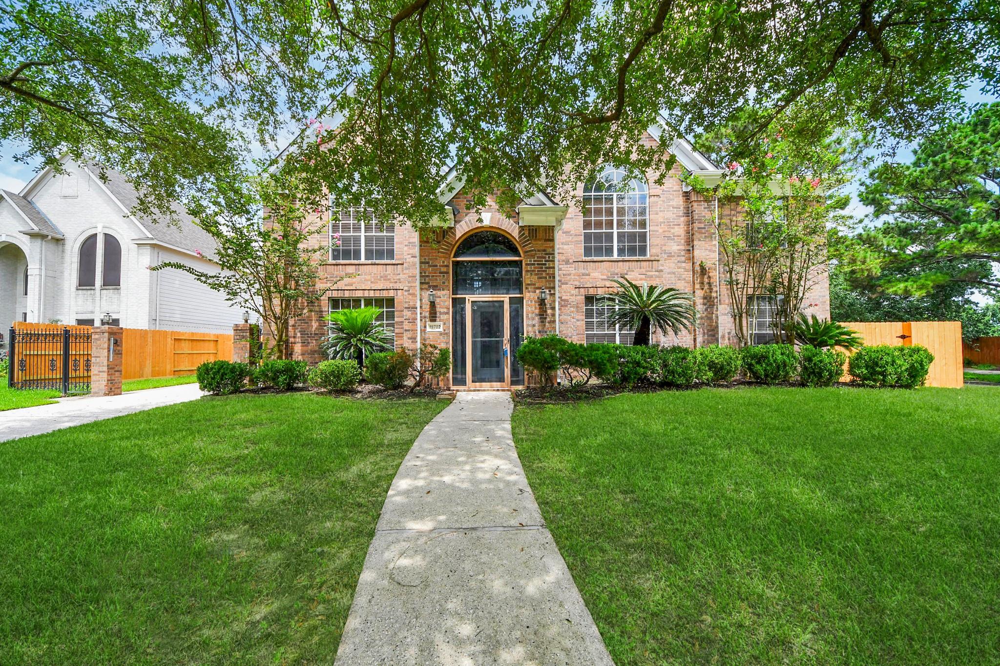 19702 Wood Walk Lane