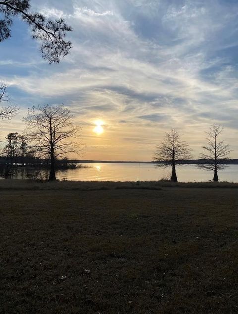 Homes For Sale - 190 Joan Street<br/> Zavalla, TX 75980