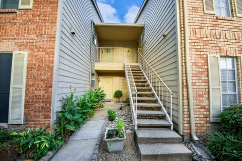 Condo For Sale - 11201 Lynbrook Drive #3509<br/> Houston, TX 77042