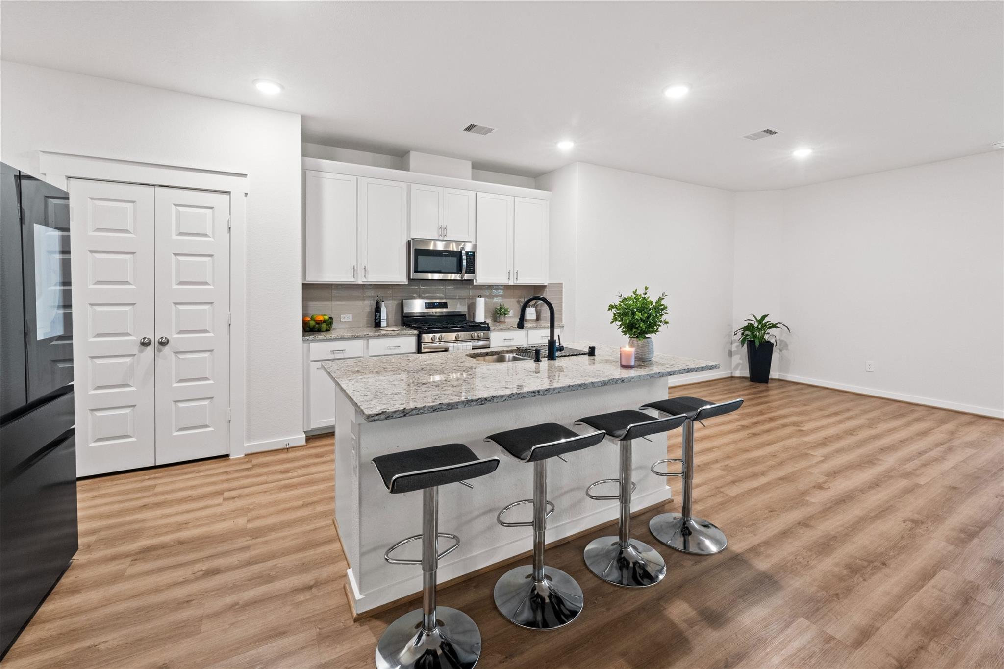 4604 Spoon Bill Cove Drive