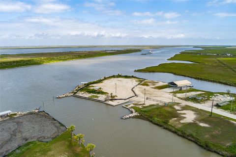 Tiny photo for 1464 Mabry Street, Gilchrist, TX 77617 (MLS # 59895096)
